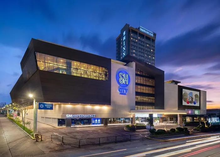 Chatswood Residences And マンダウエ・シティ
